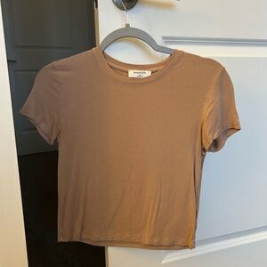 Babaton short sleeve top size xs light brown